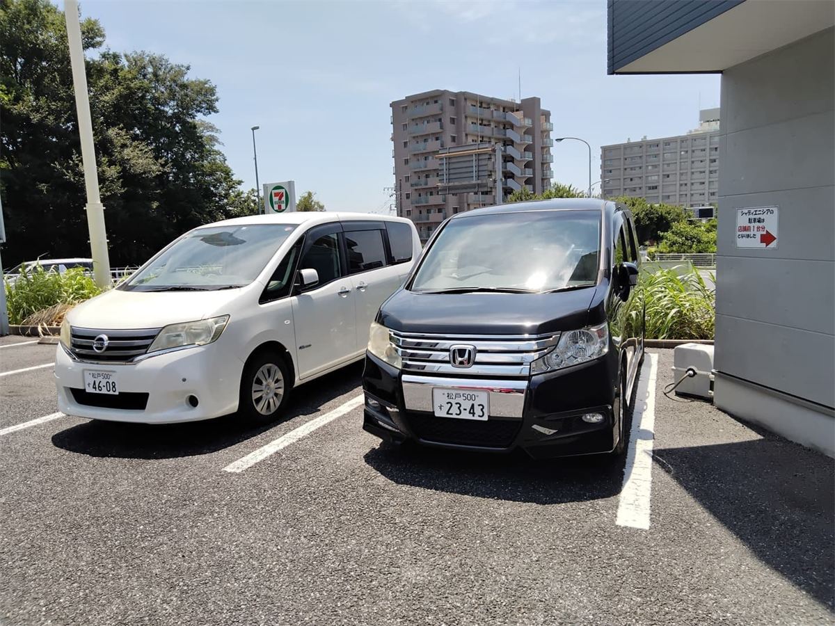 car-1.jpg