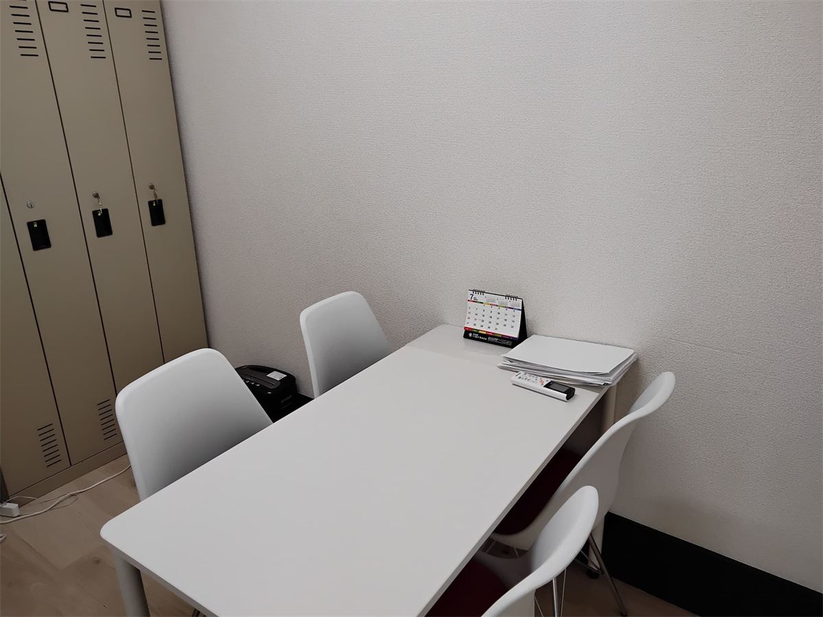 room-consult-2.jpg